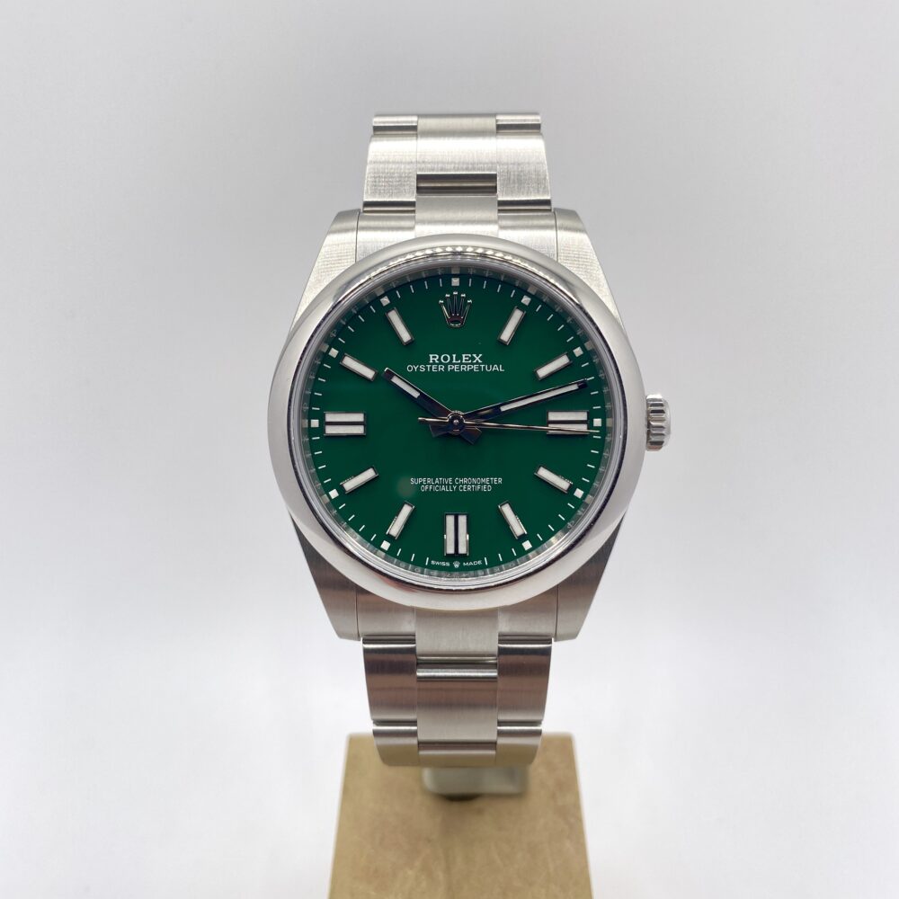 Rolex Oyster 41 Green 124300 (2022)